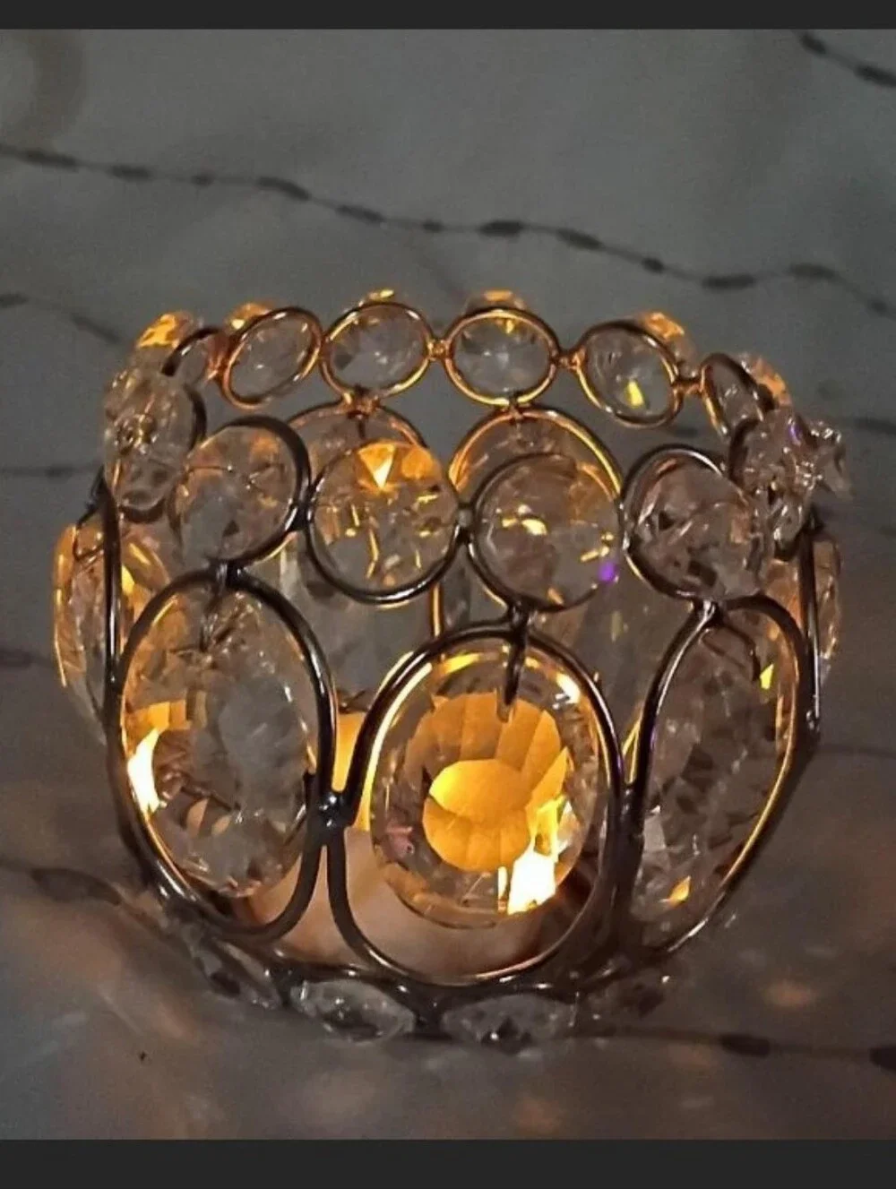 9 Pc. Vintage Clear Glass And Crystal Lot - Picture 8 of 8